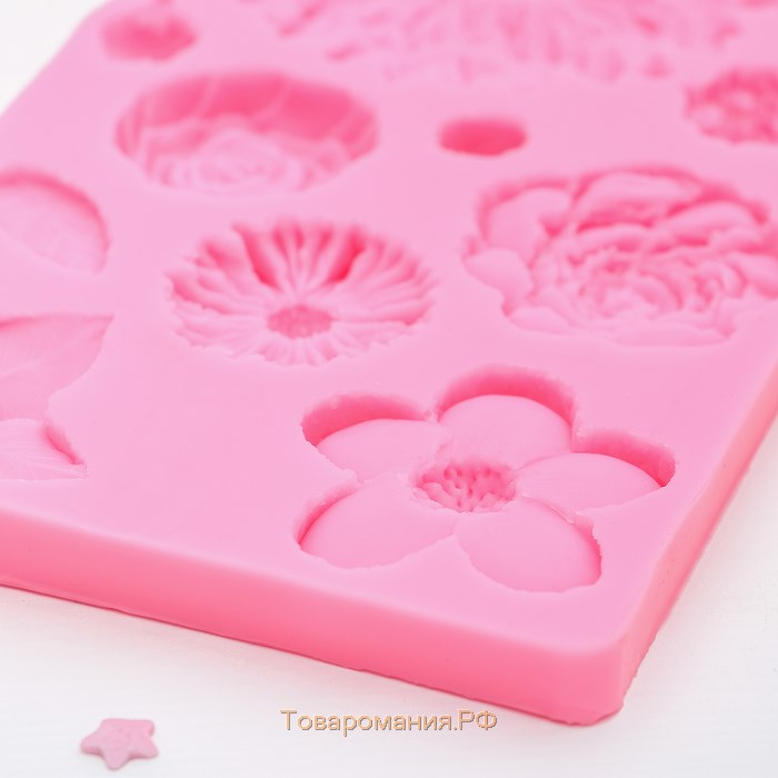 Молд «Цветы», силикон, 25×10 см, цвет розовый