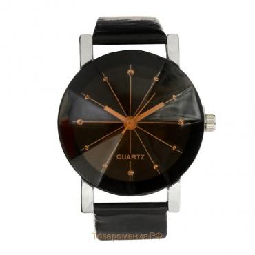 Часы наручные кварцевые женские "Грань", d-3.1 см, черные